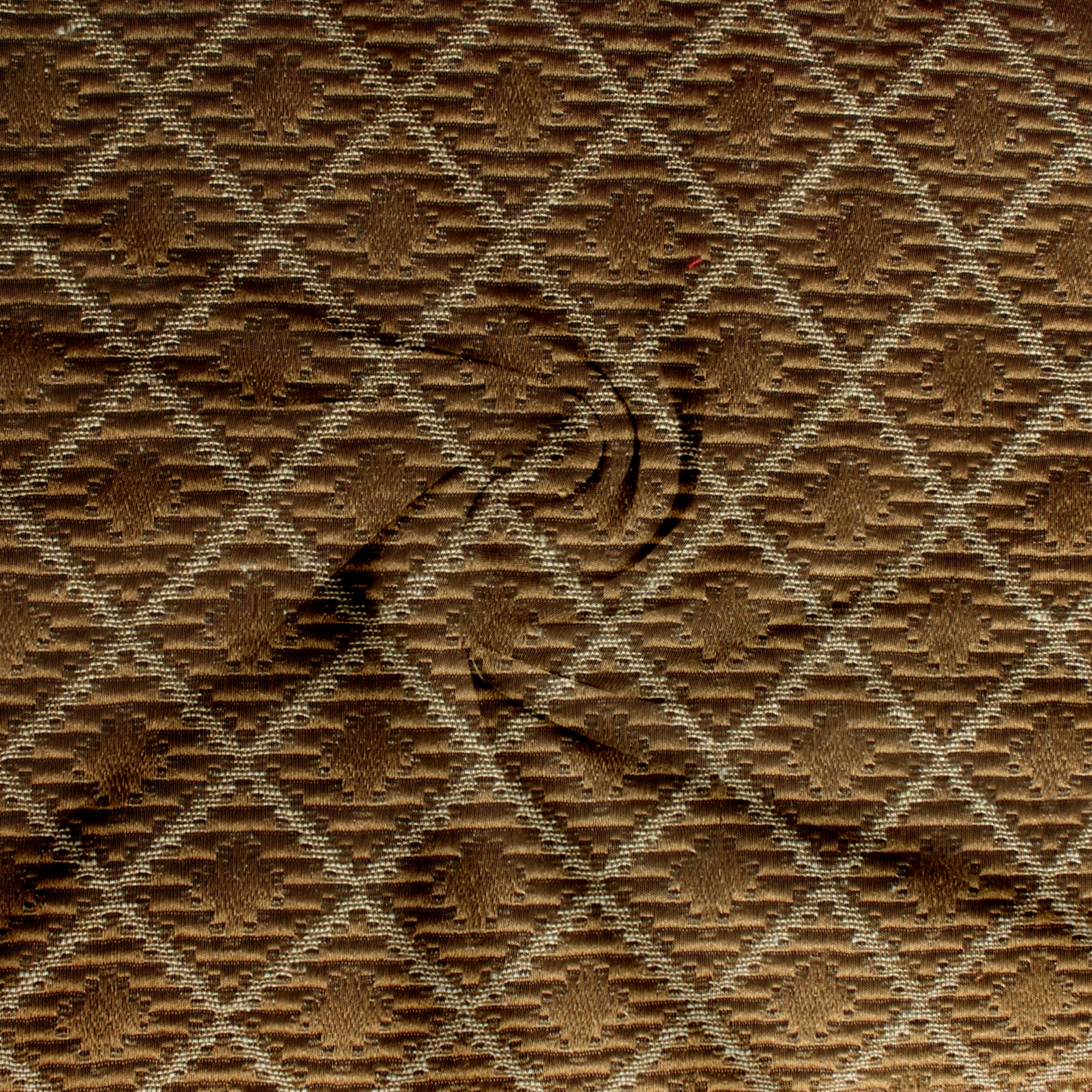 MATELASSÉ DIAMONDS